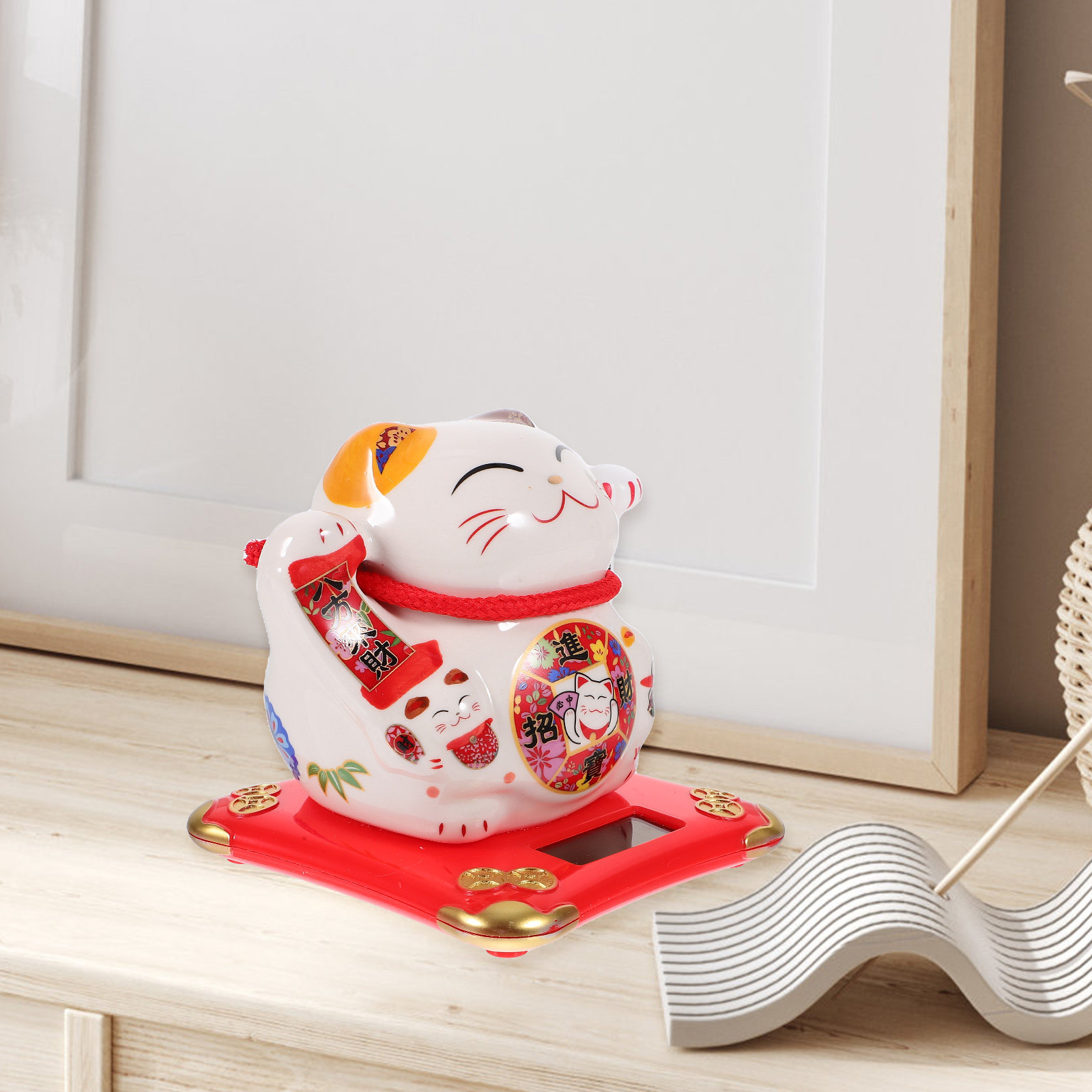 Solar Powered Cat Ornament wit - Home Office Feng Shui recension och pris