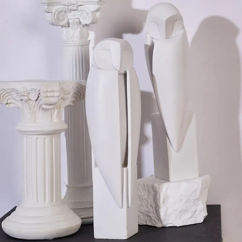 Minimalist Owll Statue Sculptu - Home Office With Bookshelves recension och pris